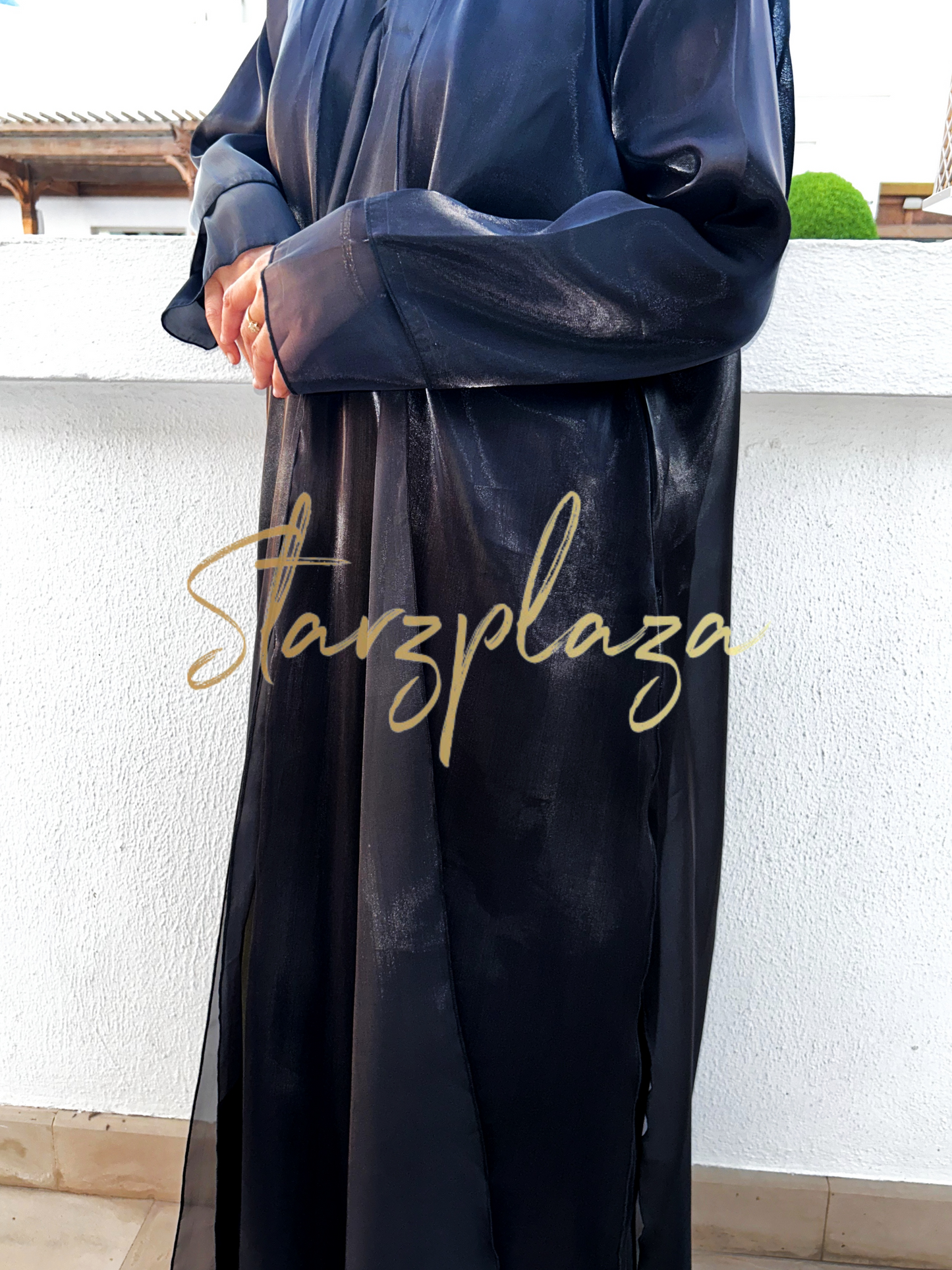 Aura Abaya