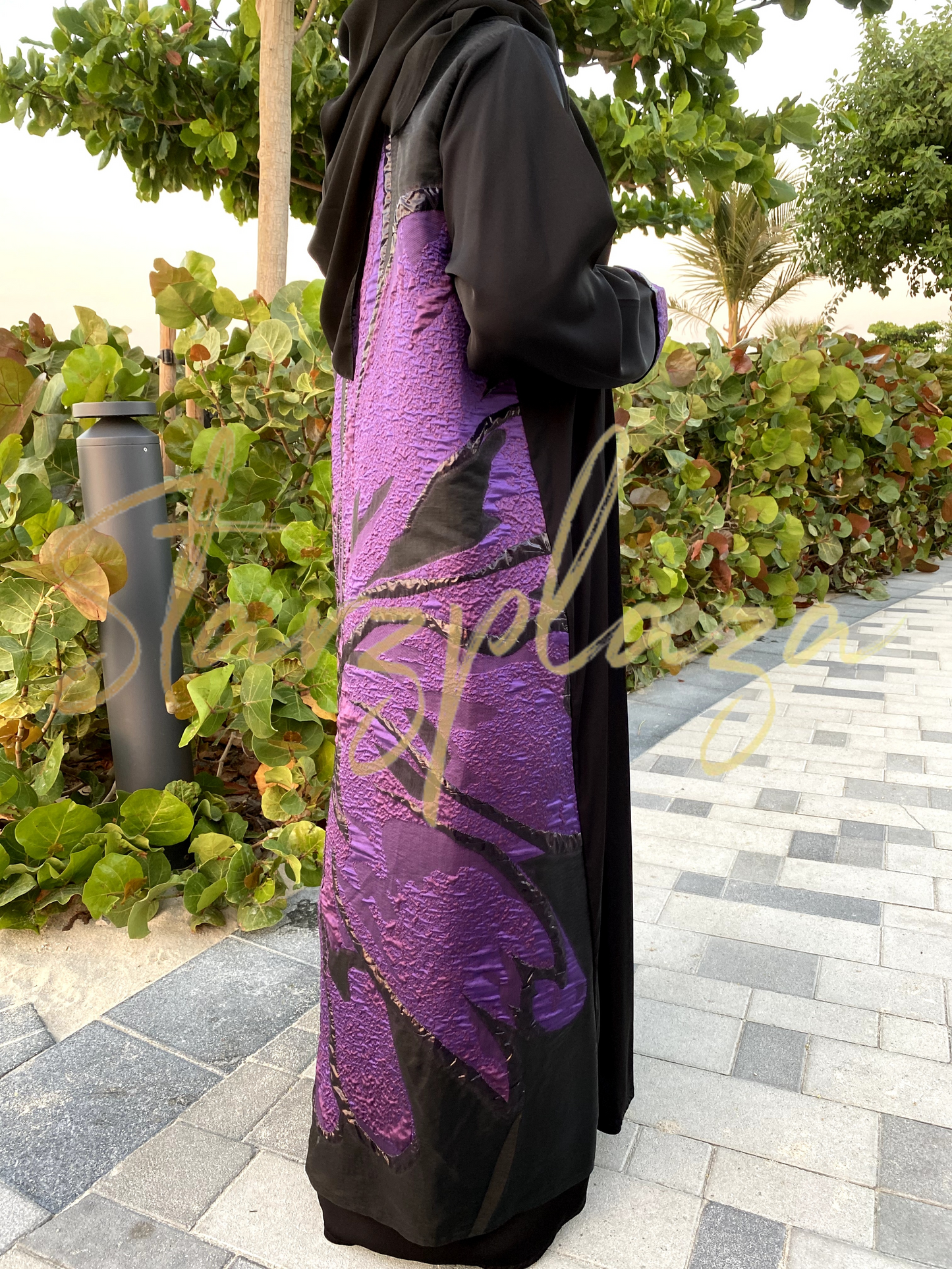 Noya Abaya